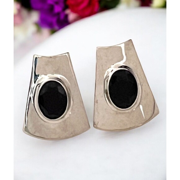 Vintage Earrings Silver Tone Huge Geometric Design Dark Red Crystal Clip On  5F - Picture 1 of 4